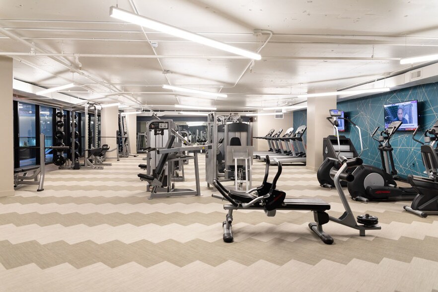 More Photos Of 4722 N 24th St, Phoenix Office For Lease