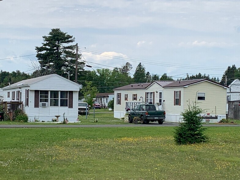 More Photos Of 302 Washburn St, Caribou Manufactured Housing Mobile Home Park For Sale