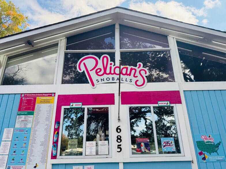 More Photos Of 685 N Jeff Davis Dr, Fayetteville Freestanding For Sale