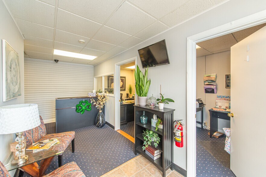 More Photos Of 1 State Rt 94, Vernon General Retail For Sale