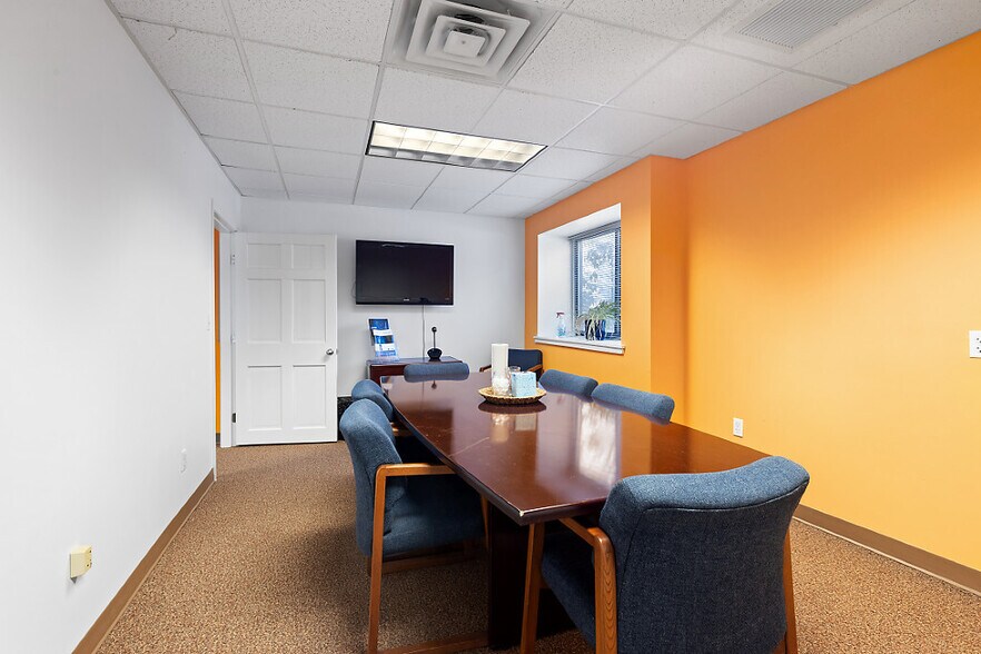 More Photos Of 4 Industrial Pky, Brunswick Manufacturing For Lease