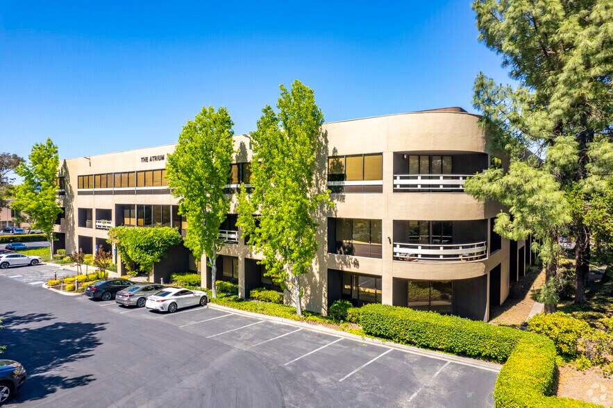 More Photos Of 5776 Stoneridge Mall Rd, Pleasanton Medical For Lease