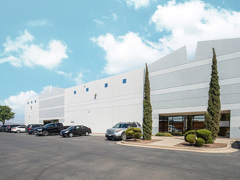 More Photos Of 420 A Pan American Dr, El Paso Unknown For Lease