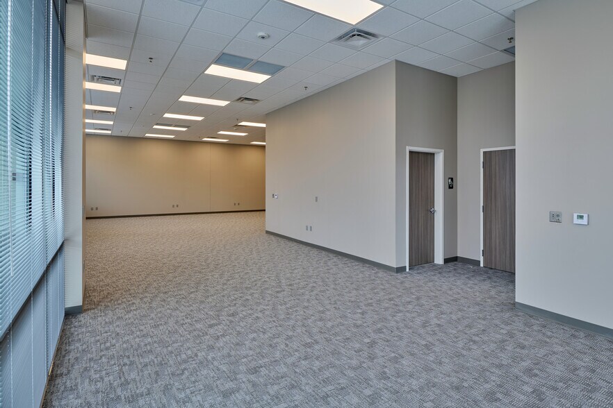 More Photos Of 8900 Escobar Dr, El Paso Distribution For Sale