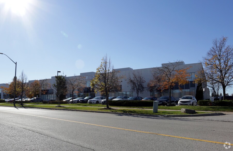 More Photos Of 4090A Sladeview Cres, Mississauga Warehouse For Lease