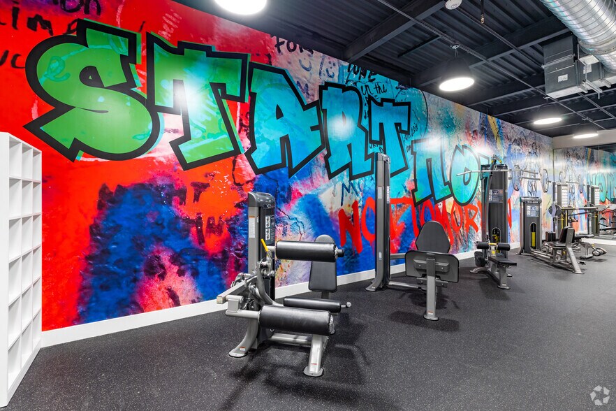 More Photos Of 2121 S Hiawassee Rd, Orlando Apartments For Lease