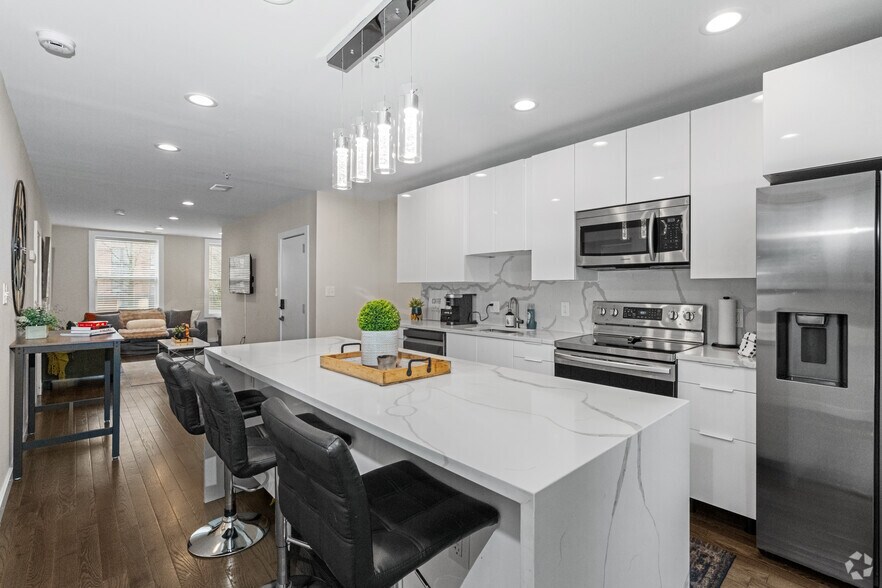 More Photos Of 1414 Pennsylvania Ave SE, Washington Apartments For Sale