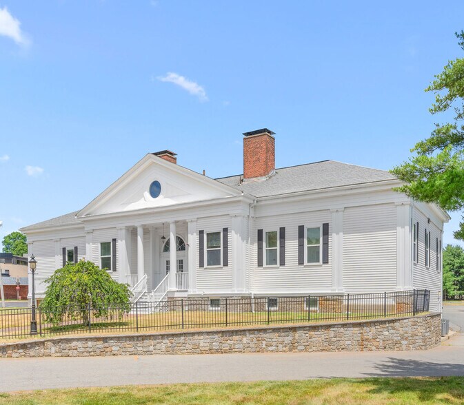 Primary Photo Of 580 Washington St, Easton Office For Lease