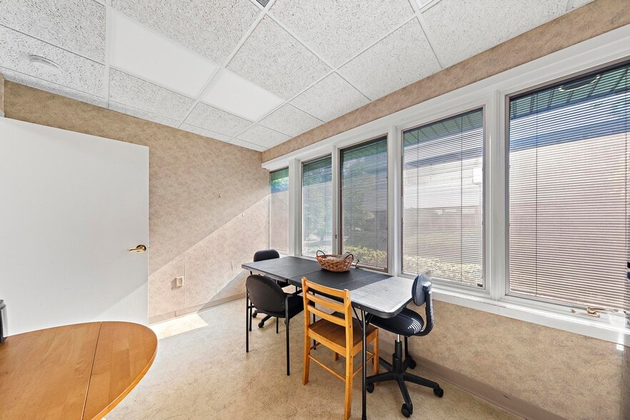 More Photos Of 257 Monmouth Rd, Oakhurst Medical For Sale