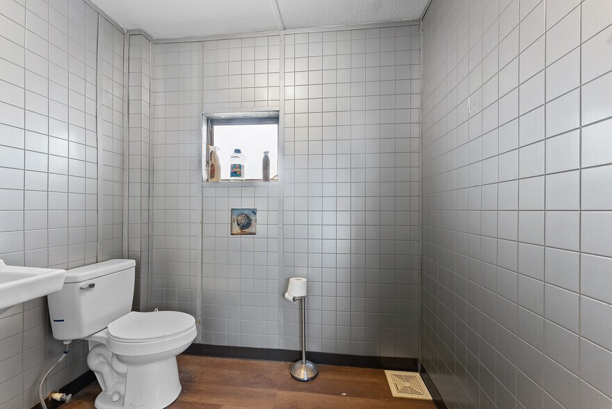 More Photos Of 24317 AL-59, Robertsdale Office For Sale