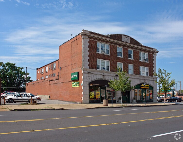 Primary Photo Of 3651-3655 S Grand Blvd, Saint Louis Storefront Retail Residential For Lease