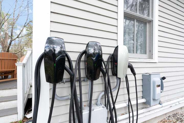 More Photos Of 11 Holbrook St, Freeport Hospitality For Sale