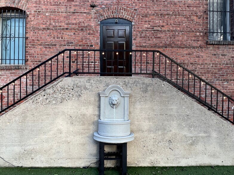 More Photos Of 606 E 6th St, Los Angeles Loft Creative Space For Lease