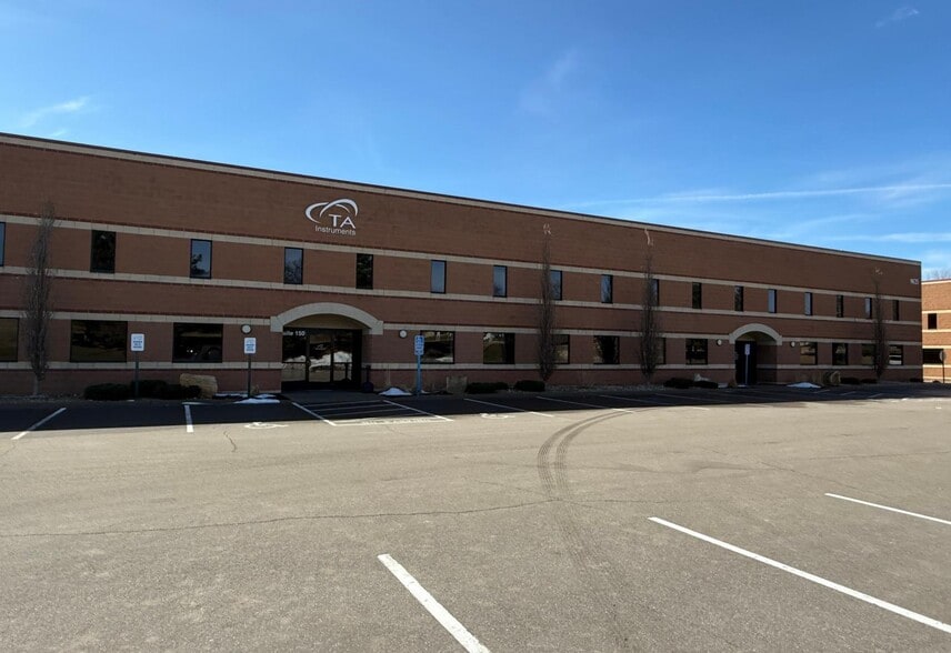 Primary Photo Of 9675 W 76th St, Eden Prairie Light Manufacturing For Lease