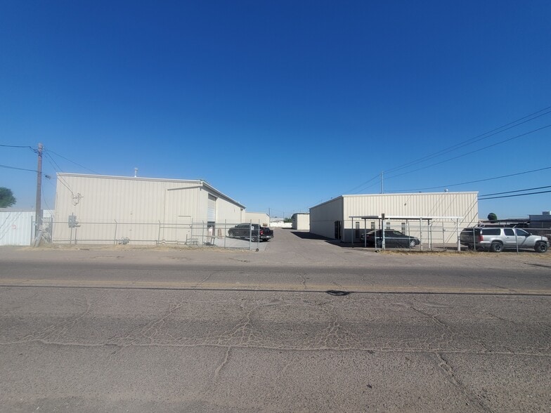 More Photos Of 3106 W Lincoln St, Phoenix Warehouse For Lease
