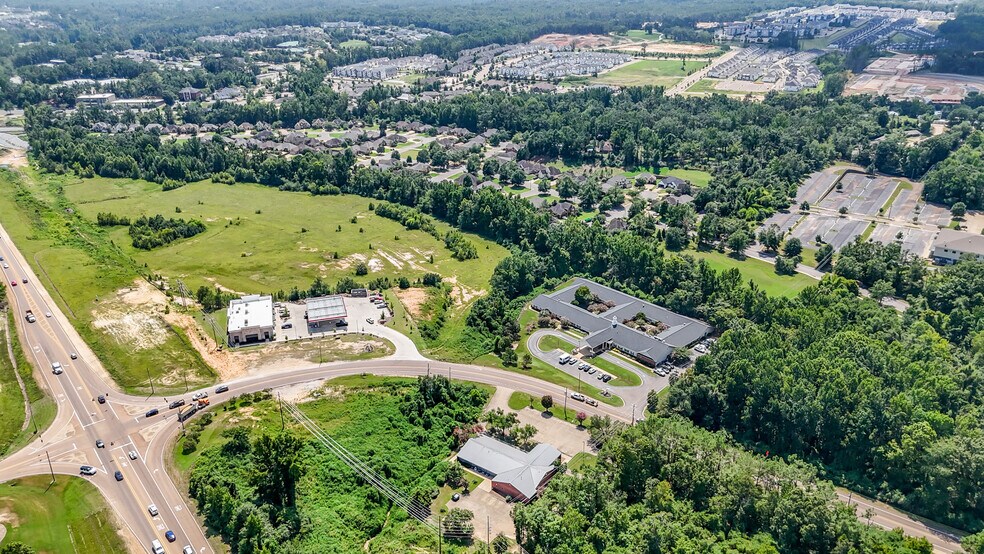 More Photos Of 1487 Belk Blvd, Oxford Office For Sale
