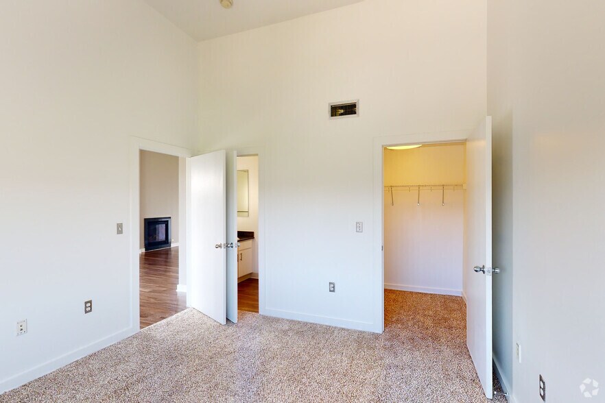 More Photos Of 7400 E 29th Ave, Denver Unknown For Lease