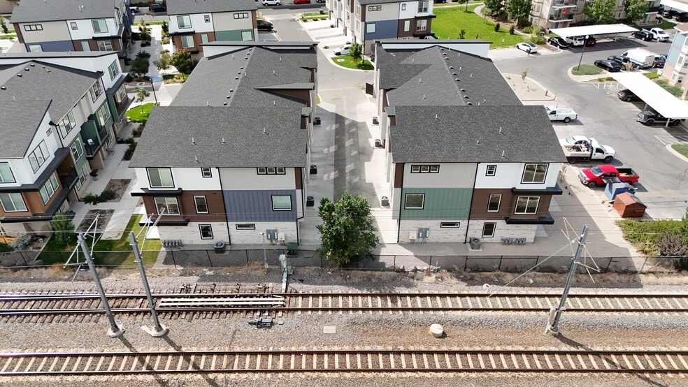 More Photos Of , Sandy Multifamily For Sale