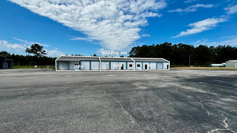 More Photos Of 468 Nelson Ferry Rd, Moncks Corner Warehouse For Lease