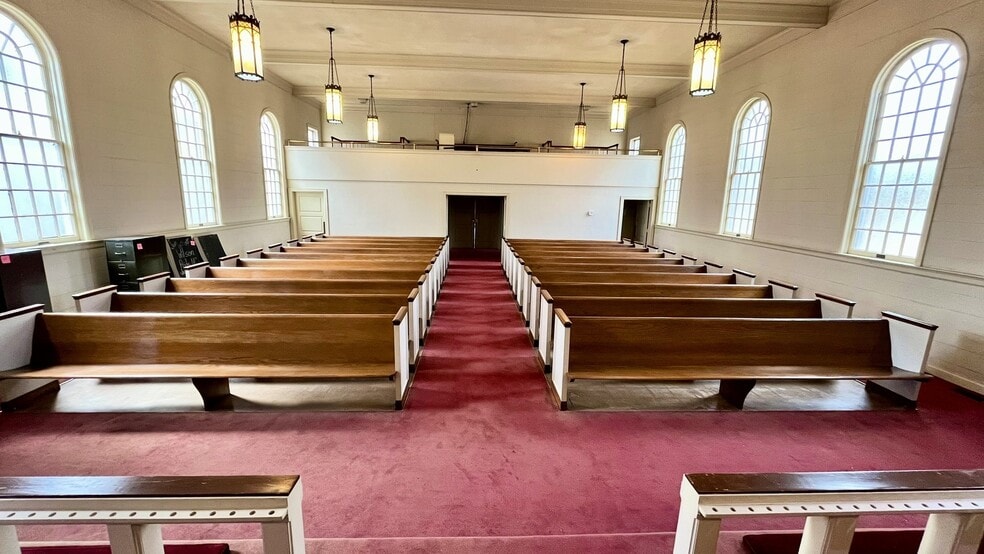 More Photos Of 911 Falls Rd, Rocky Mount Religious Facility For Sale