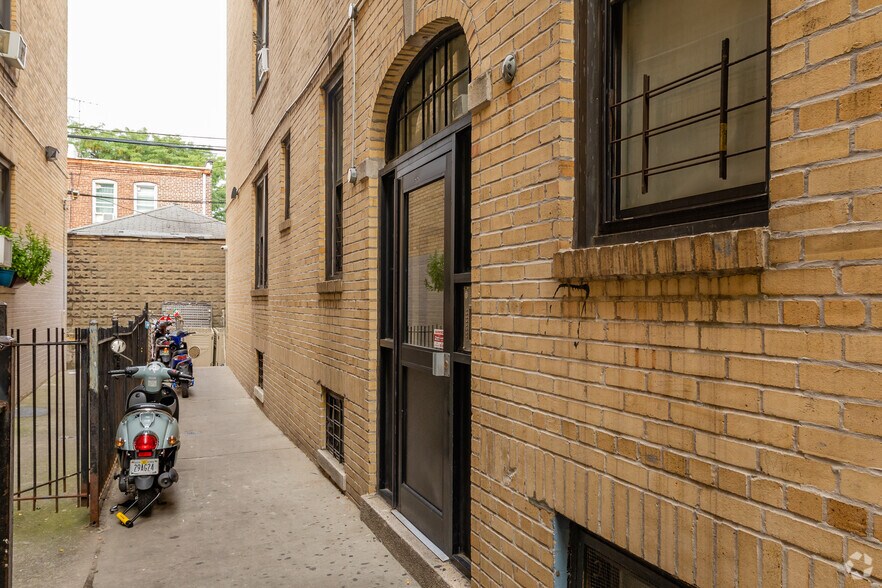 More Photos Of 3552 94th St, Flushing Apartments For Sale
