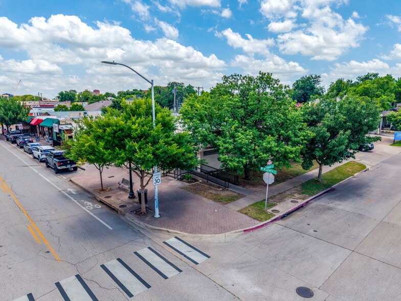 More Photos Of 1065 W Magnolia Ave, Fort Worth Office For Sale