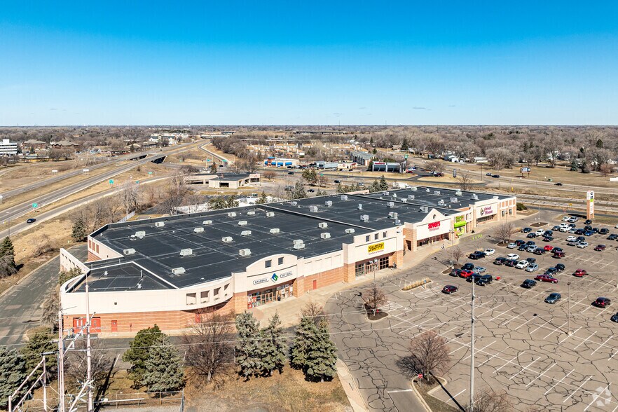 More Photos Of 40-60 NW Coon Rapids Blvd, Minneapolis Unknown For Lease