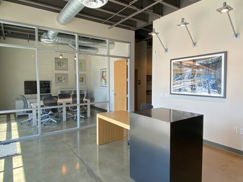 More Photos Of 315 N Puente St, Brea Research And Development For Lease
