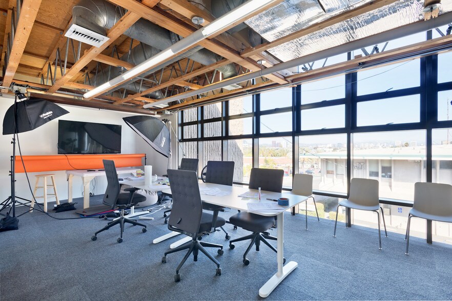 More Photos Of 2200 Michigan Ave, Santa Monica Loft Creative Space For Lease