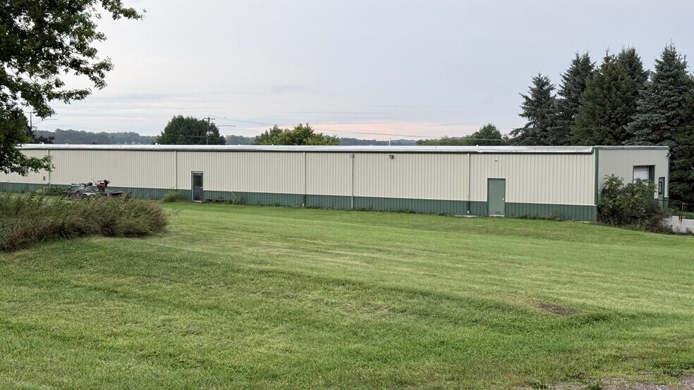 More Photos Of , Footville Industrial For Sale