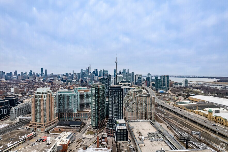 More Photos Of 145-147 E Liberty St, Toronto Apartments For Lease