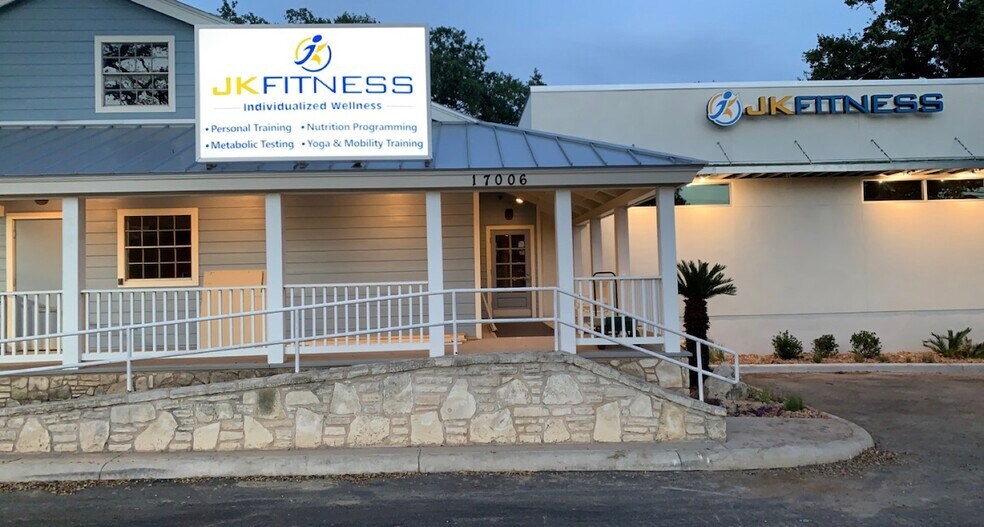Primary Photo Of 17006 San Pedro Ave, San Antonio Medical For Lease