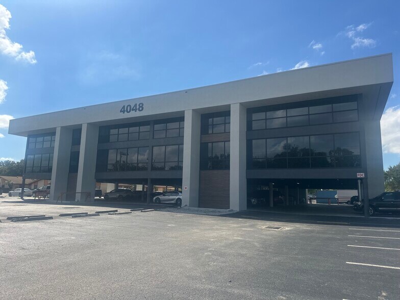 More Photos Of 4048 Evans Ave, Fort Myers Medical For Lease