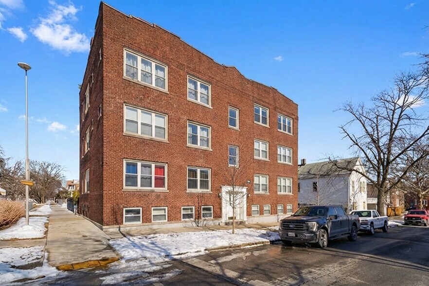 More Photos Of 4948-58 W Dickens Ave, Chicago Apartments For Sale