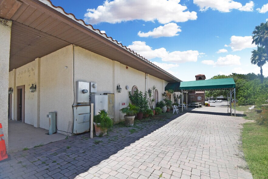 More Photos Of 1937-1965 A1A S, Saint Augustine Unknown For Lease