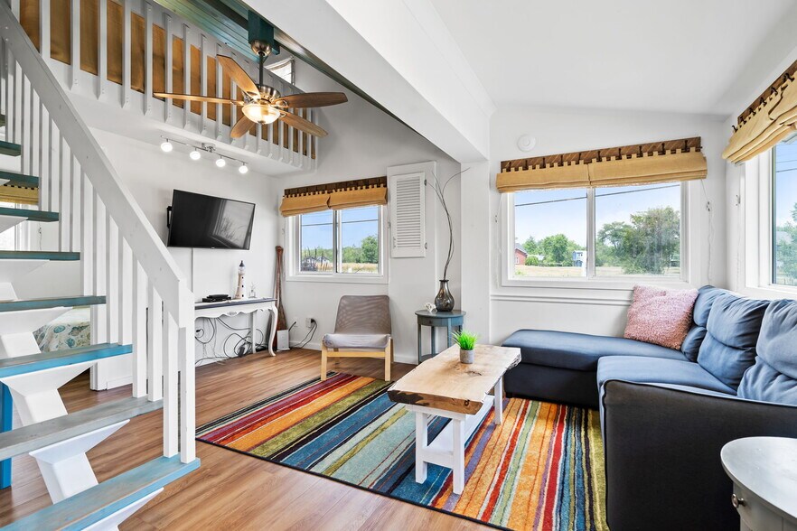 More Photos Of 12343 Lakeshore Rd, Wainfleet Hospitality For Sale