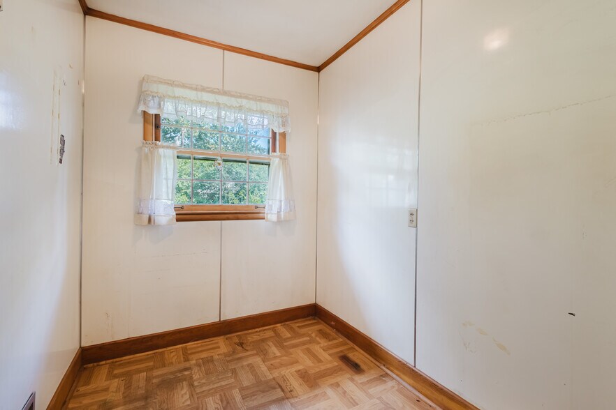More Photos Of 3025 Breckenwood Dr, Lexington Multifamily For Sale