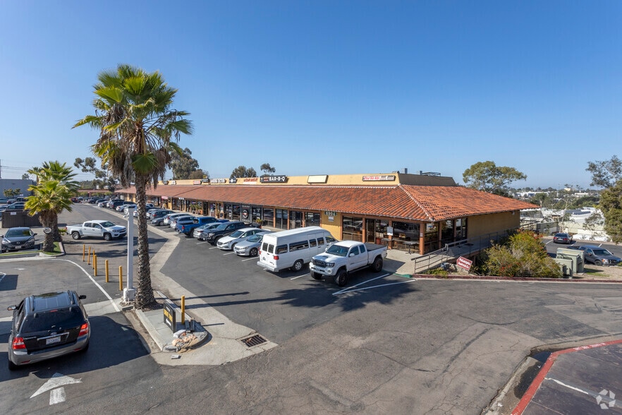 More Photos Of 6904 Miramar Rd, San Diego Storefront For Lease