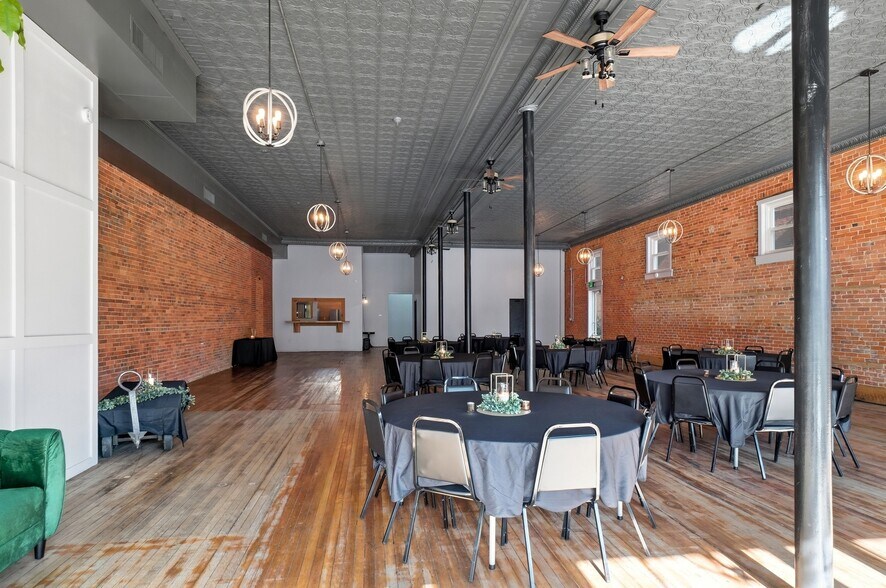 More Photos Of 209 N Main St, Delphos Restaurant For Sale