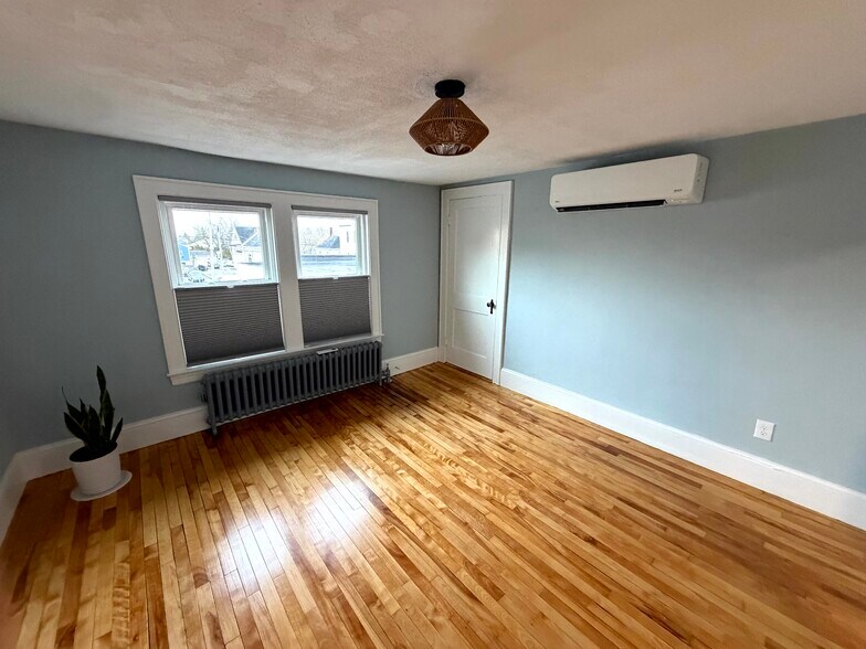 More Photos Of , Portland General Retail For Sale