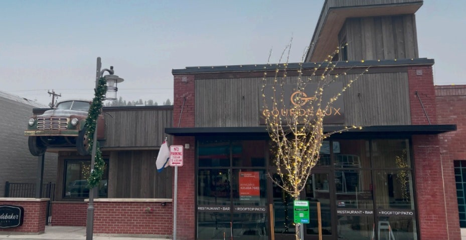 Primary Photo Of 219 E 1st St, Cle Elum General Retail For Sale