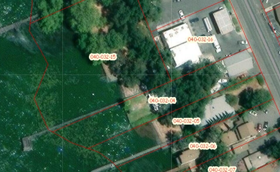 More Photos Of 14089 Lakeshore Dr, Clearlake Land For Sale