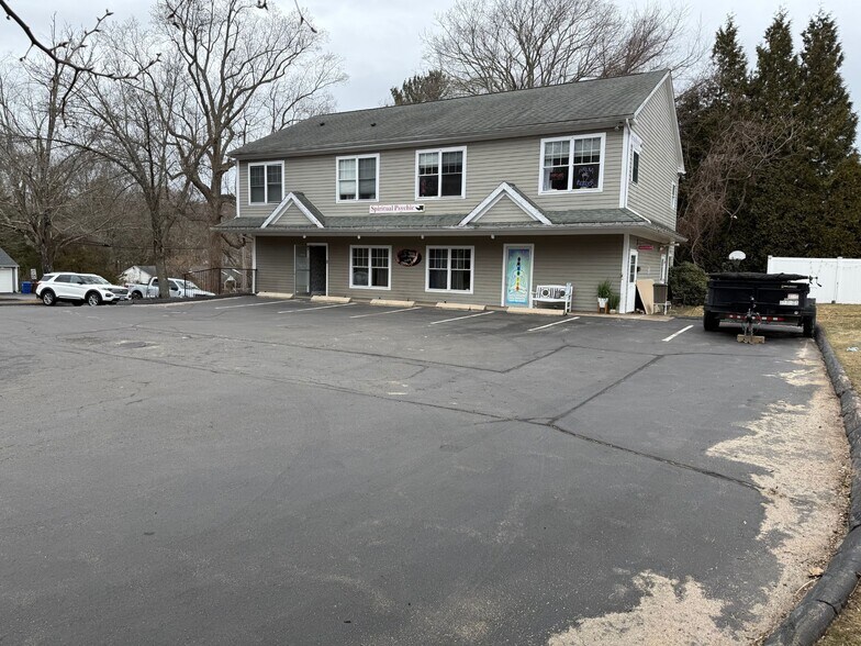 More Photos Of 2290 Foxon Rd, North Branford Storefront Retail Office For Lease