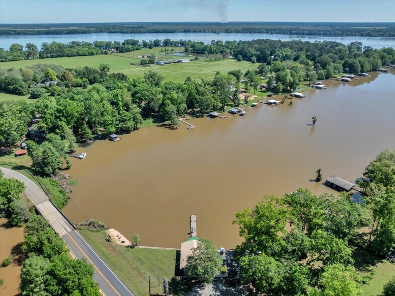 More Photos Of 3077 Lamar Rd, Cobb Restaurant For Sale