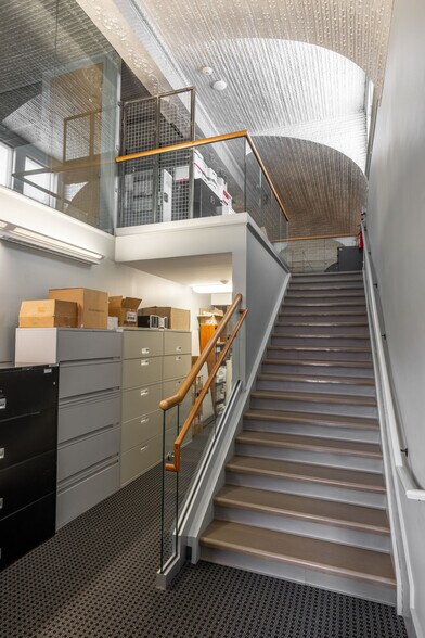 More Photos Of 632 Russell St, Covington Research And Development For Sale