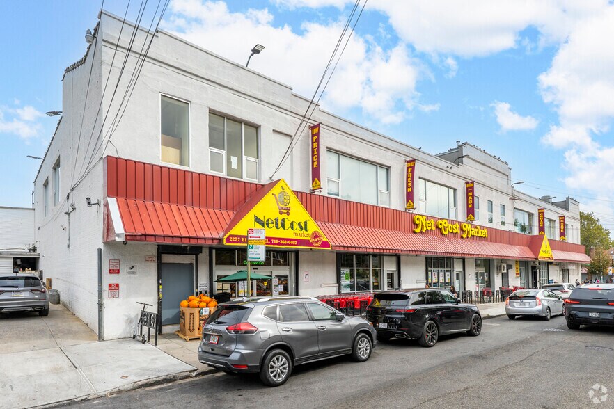 More Photos Of 1601-1625 Gravesend Neck Rd, Brooklyn Storefront Retail Office For Lease
