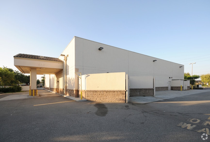 More Photos Of 14101 Francisquito Ave, Baldwin Park Drugstore For Lease