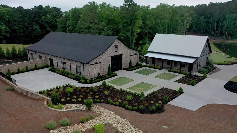 More Photos Of 1150 Cliff Dawson Rd, Watkinsville Specialty For Sale