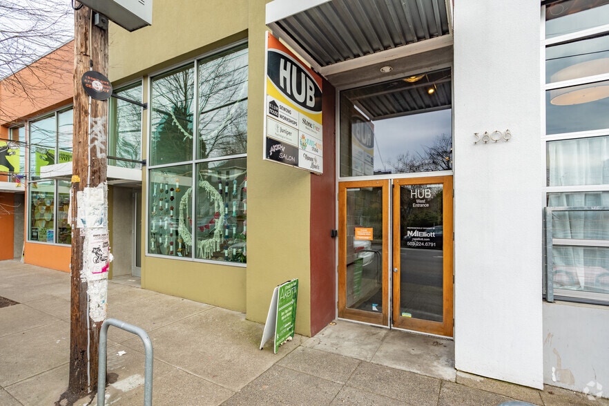 More Photos Of 3808 N Williams Ave, Portland Storefront For Lease