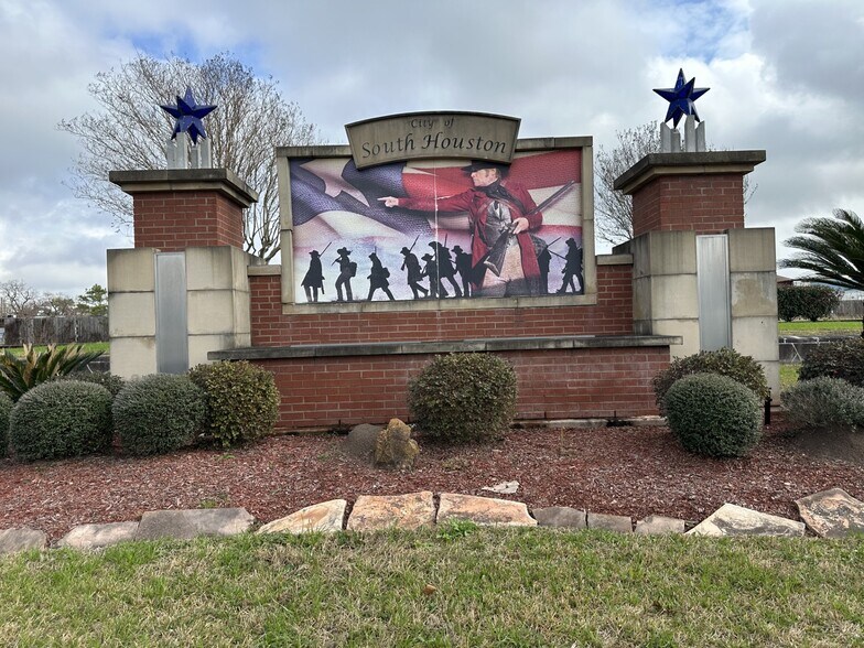 More Photos Of 0 Nebraska Street, South Houston Land For Sale